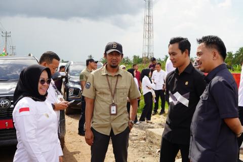 Plh Ketua Bawaslu Mesuji Bersama Bupati Mesuji