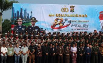 PLh Bawaslu Mesuji Menghadiri upacara Hut Bayangkara ke 80
